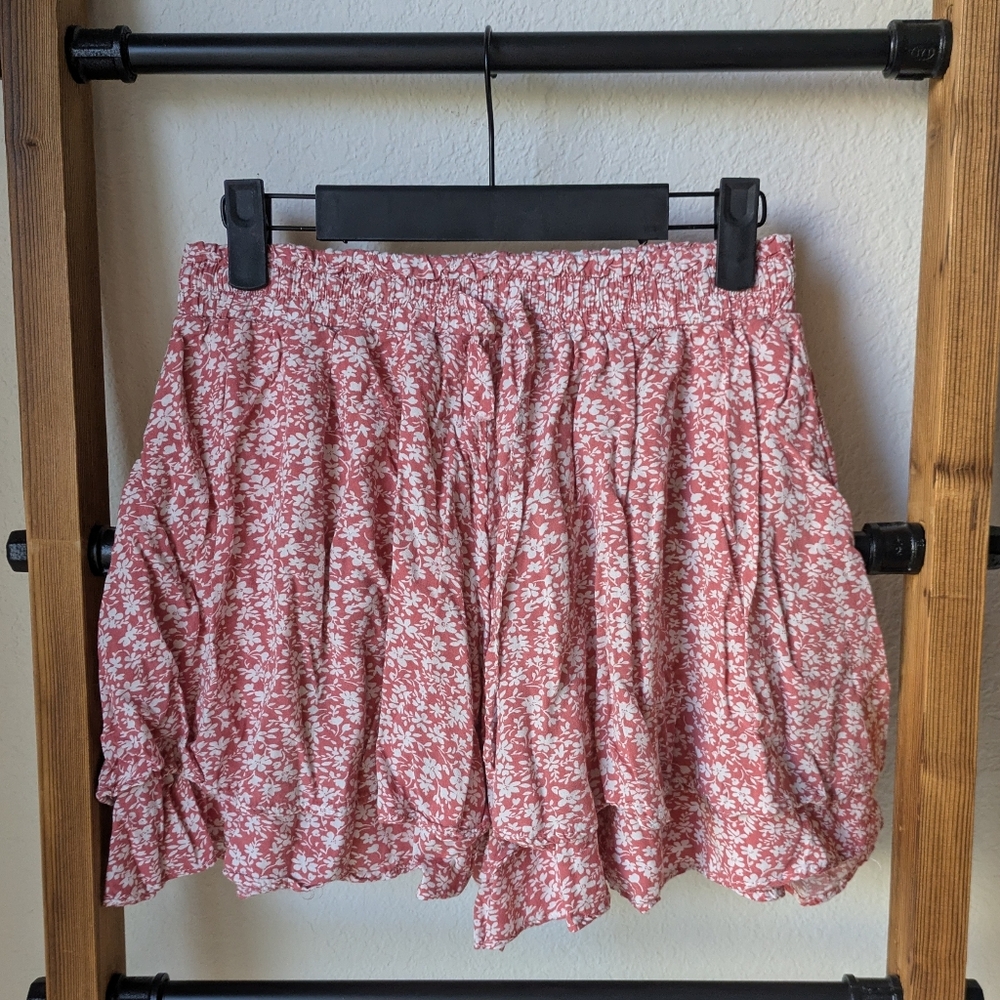 Source Unknown Women's Floral Print Skorts - Size M